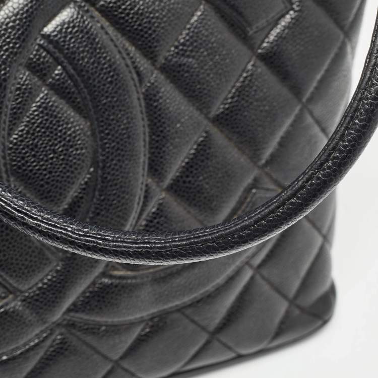 Pre Owned Chanel Black Quilted Caviar Leather Medallion Tote