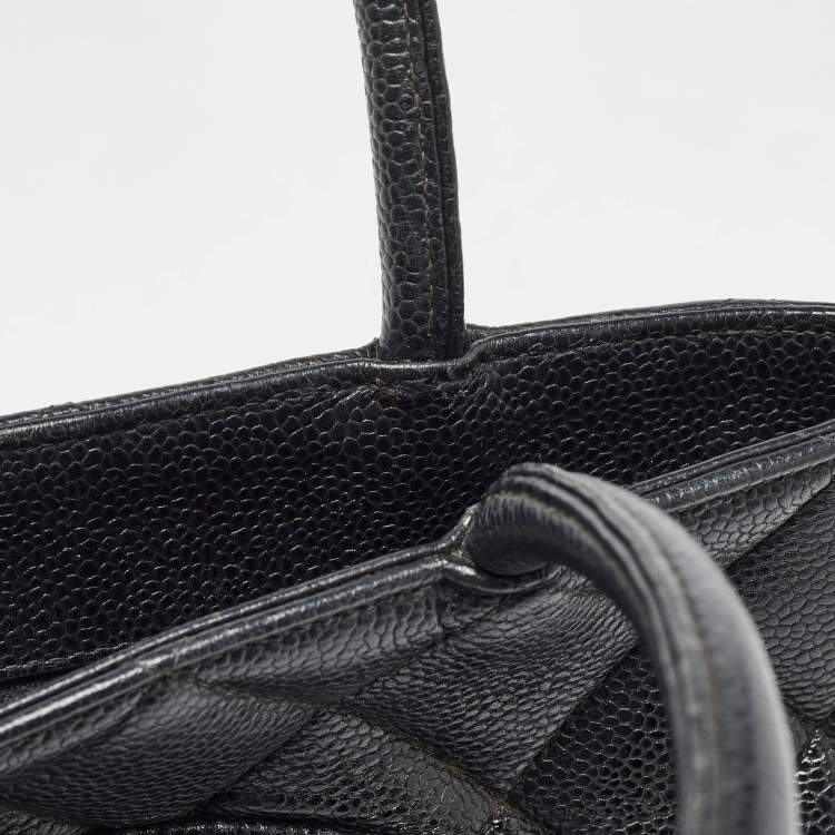 Pre Owned Chanel Black Quilted Caviar Leather Medallion Tote