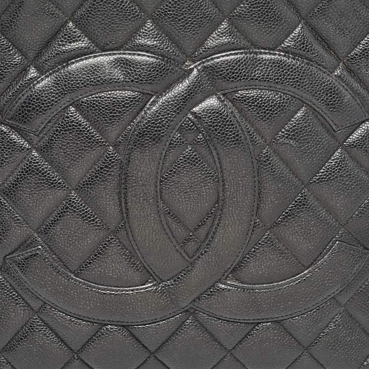 Pre Owned Chanel Black Quilted Caviar Leather Medallion Tote