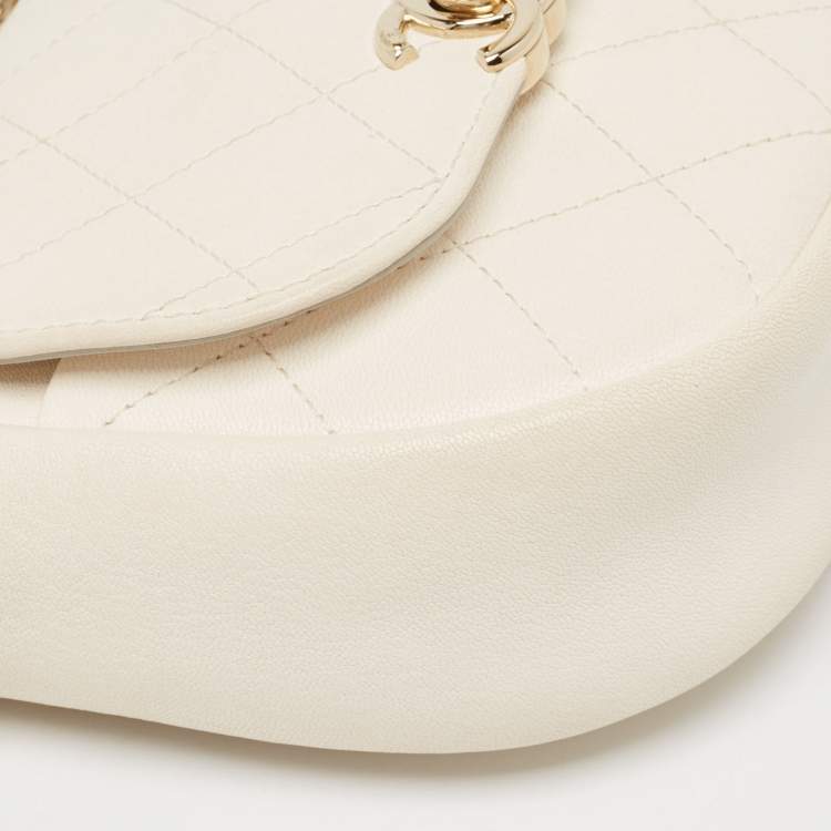 Pre Owned Chanel Cream Quilted Leather Casual Trip Messenger Bag