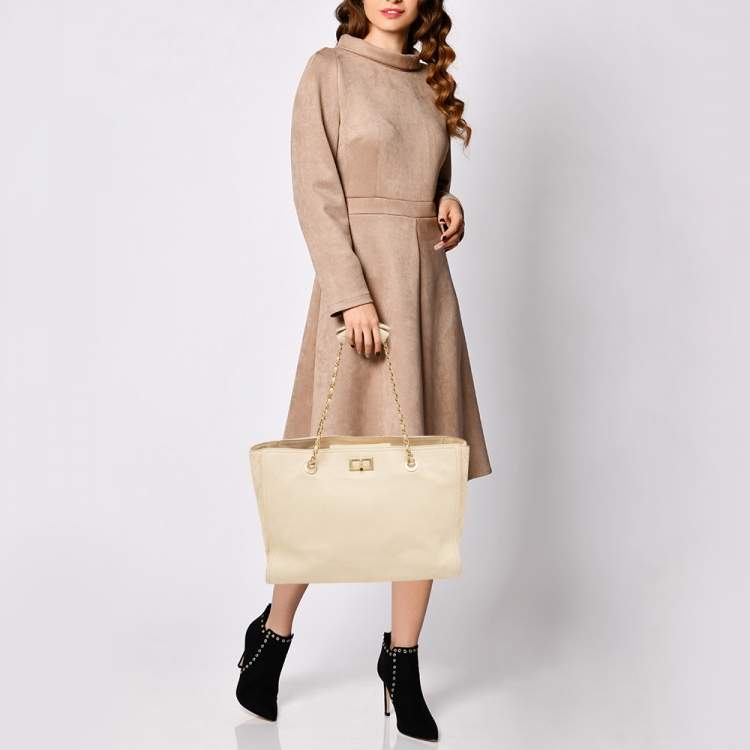 Pre Owned Chanel Beige Caviar Leather Reissue Large Shopper Tote
