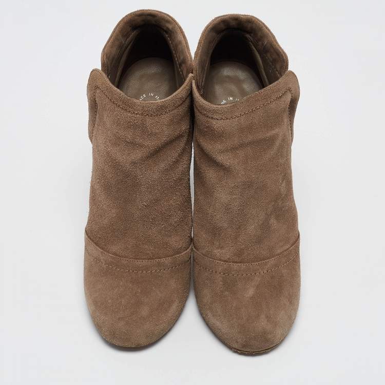 Pre Owned Chanel Brown Suede CC Logo Ankle Boots Size 41