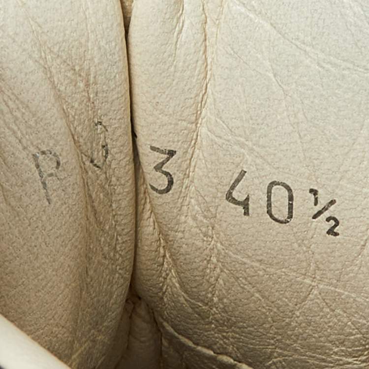 Pre Owned Chanel Black/Blue Quilted Leather CC High Top Sneakers Size 40.5