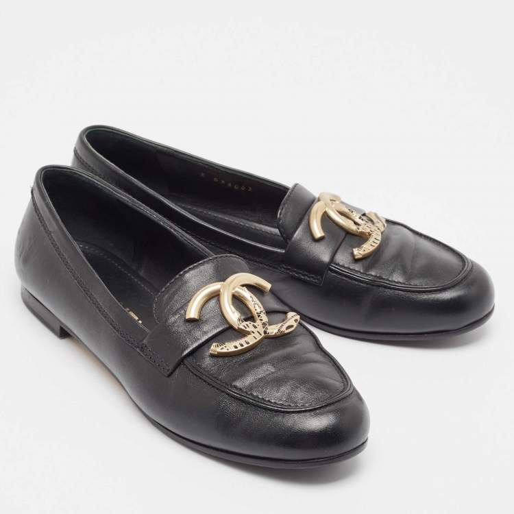 Pre Owned Chanel Black Leather CC Loafers Size 38.5