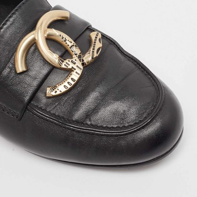 Pre Owned Chanel Black Leather CC Loafers Size 38.5