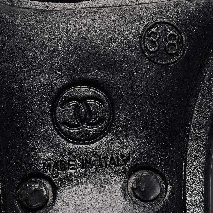 Pre Owned Chanel Black Rubber CC Camellia Rain Boots Size 38