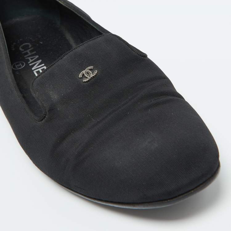 Pre Owned Chanel Black Fabric Smoking Slippers Size 40.5