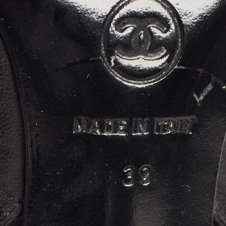 Pre Owned Chanel Black Leather CC Slingback Pumps Size 39