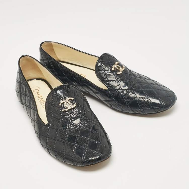 Pre Owned Chanel Black Patent Smoking Slippers Size 39.5