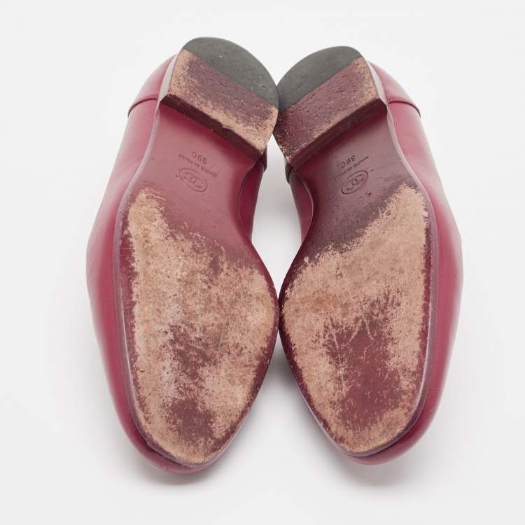 Pre Owned Chanel Burgundy Leather CC Smoking Slippers Size 39