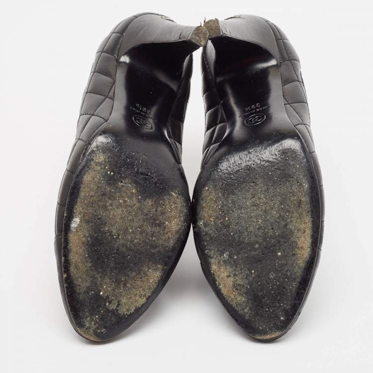 Pre Owned Chanel Black Quilted Leather CC Ankle Booties Size 39.5