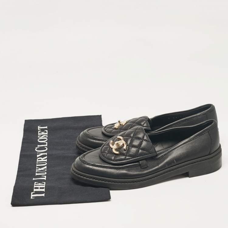 Pre Owned Chanel Black Leather Quilted CC Turnlock Loafers Size 37