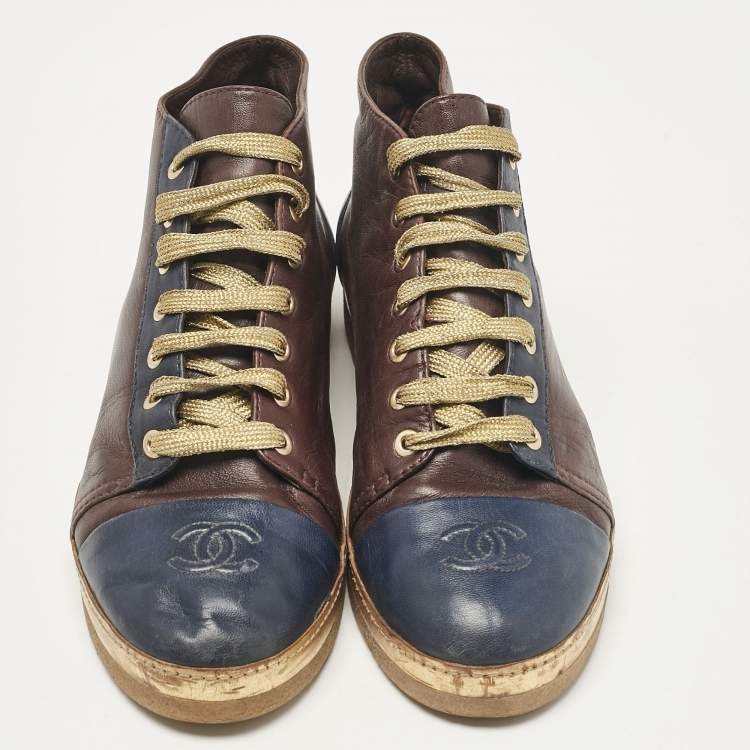 Pre Owned Chanel Navy Blue/Burgundy Leather CC Ankle Boots Size 40.5