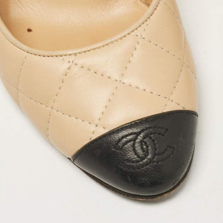 Pre Owned Chanel Beige/Black Leather Slingback Pumps Size 37