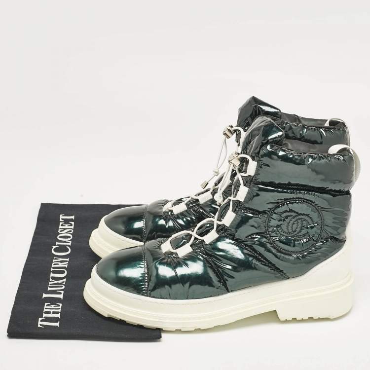 Pre Owned Chanel Green Leather and Nylon Ankle Length Boots Size 40