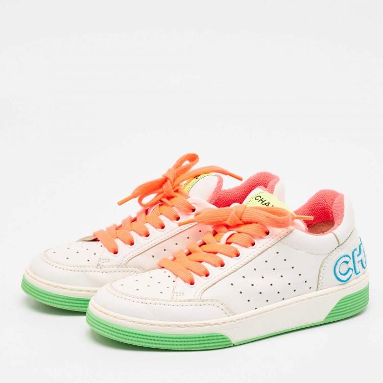 Pre Owned Chanel White Leather Perforated Low Top Sneakers Size 37