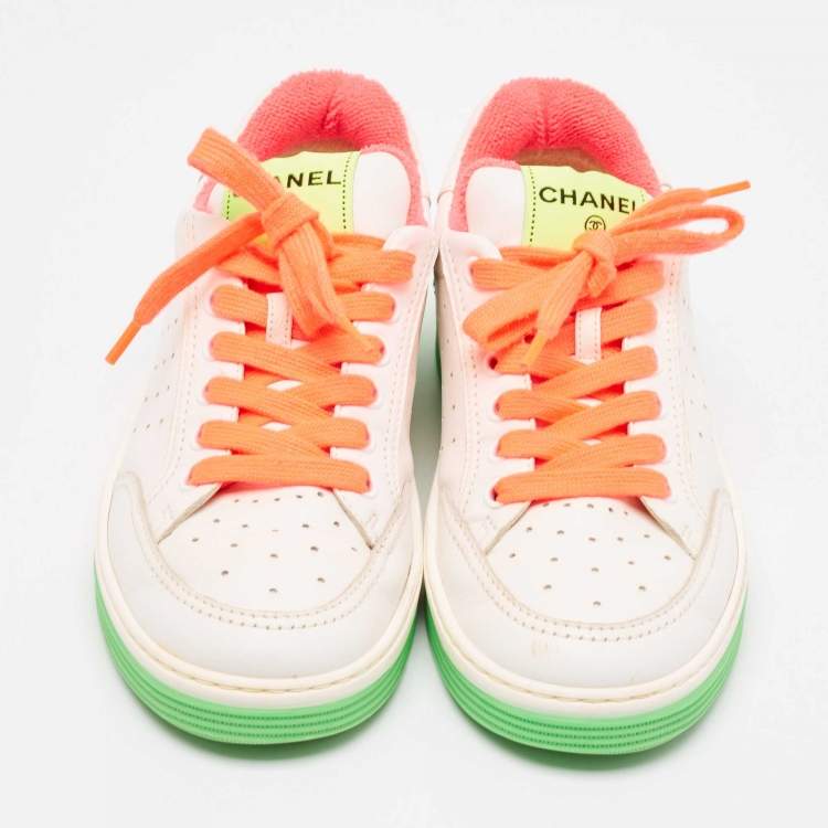Pre Owned Chanel White Leather Perforated Low Top Sneakers Size 37