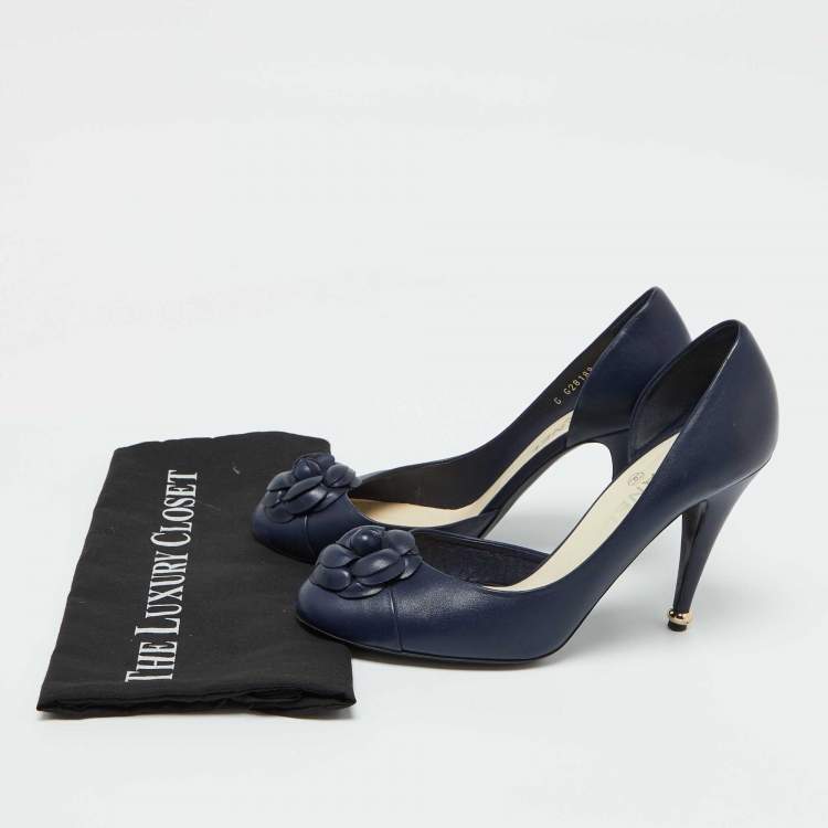 Pre Owned Chanel Navy Blue Leather Camellia Accent D'orsay Pumps Size 42