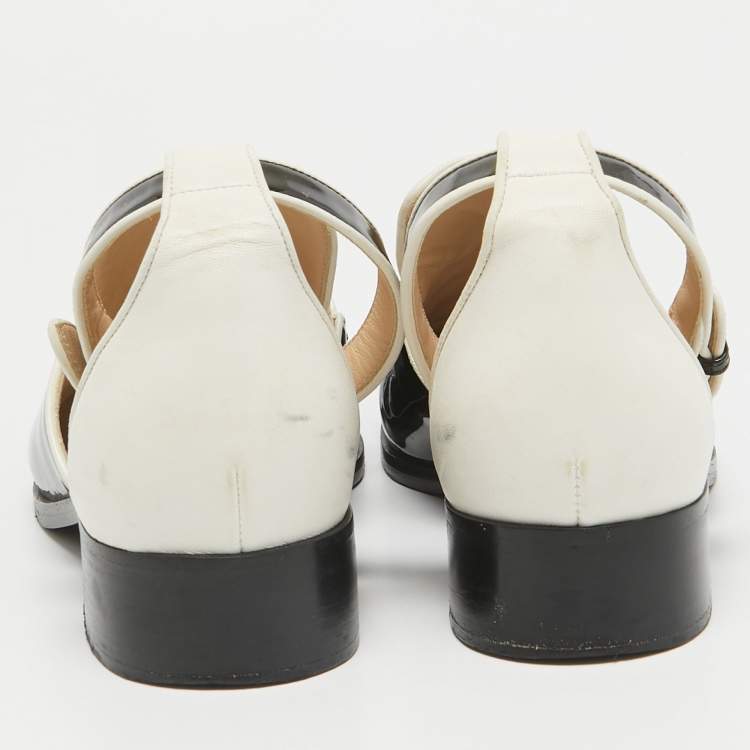 Pre Owned Chanel Black/White Leather Ankle Strap Cutout Loafers Size 37.5