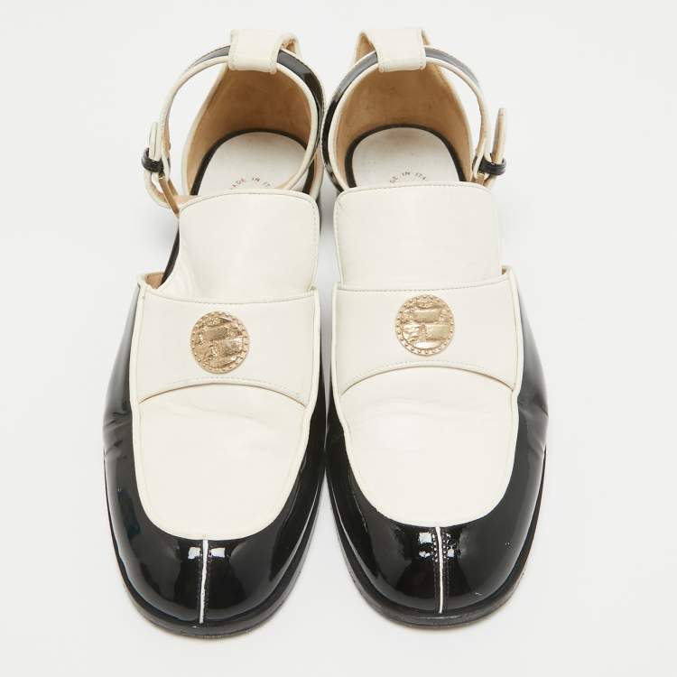 Pre Owned Chanel Black/White Leather Ankle Strap Cutout Loafers Size 37.5