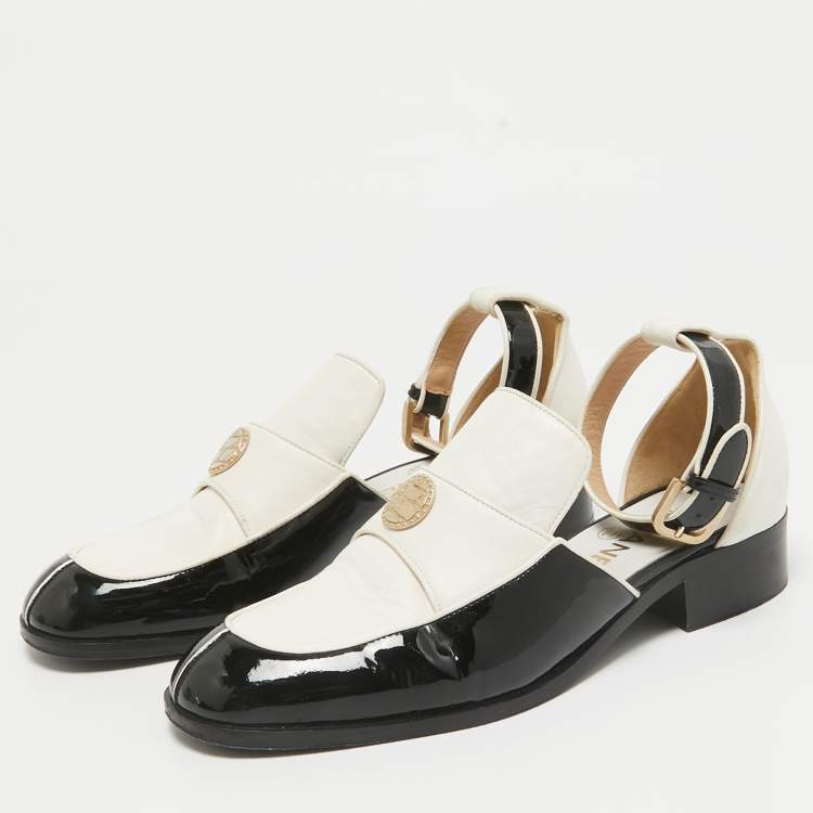 Pre Owned Chanel Black/White Leather Ankle Strap Cutout Loafers Size 37.5