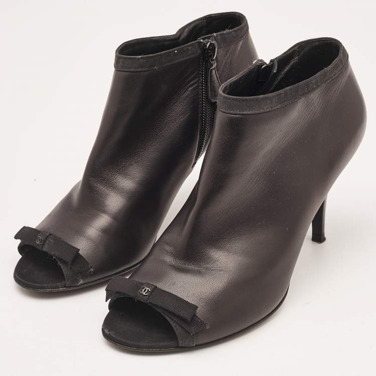 Pre Owned Chanel Black Leather Bow Open Toe Booties Size 38.5