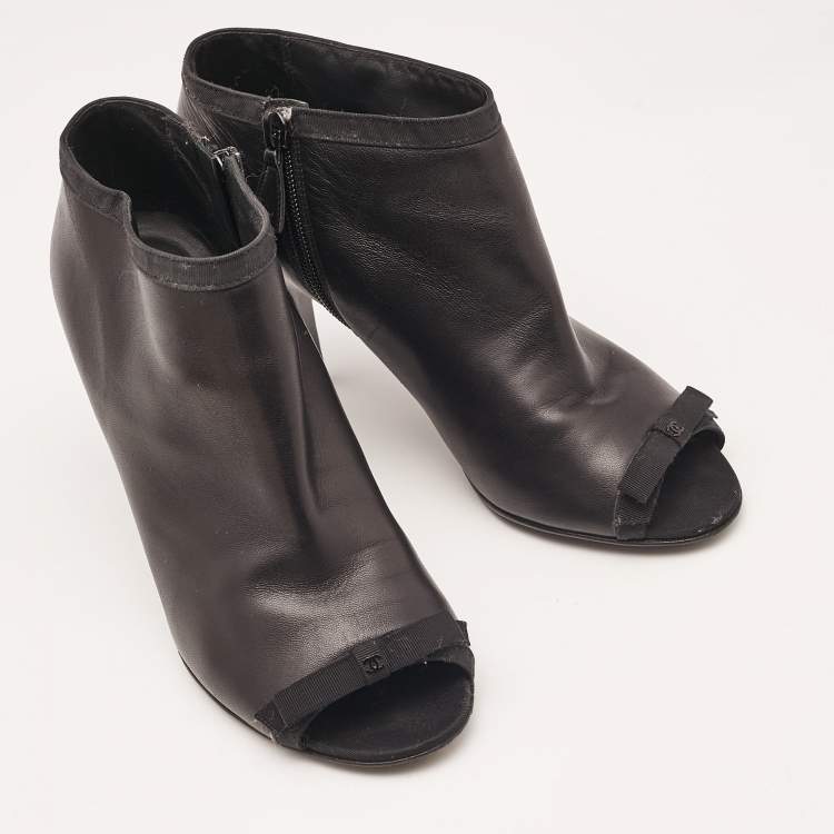 Pre Owned Chanel Black Leather Bow Open Toe Booties Size 38.5