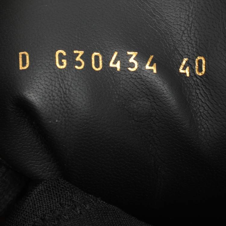 Pre Owned Chanel Black Quilted Leather Knee Length Boots Size 40