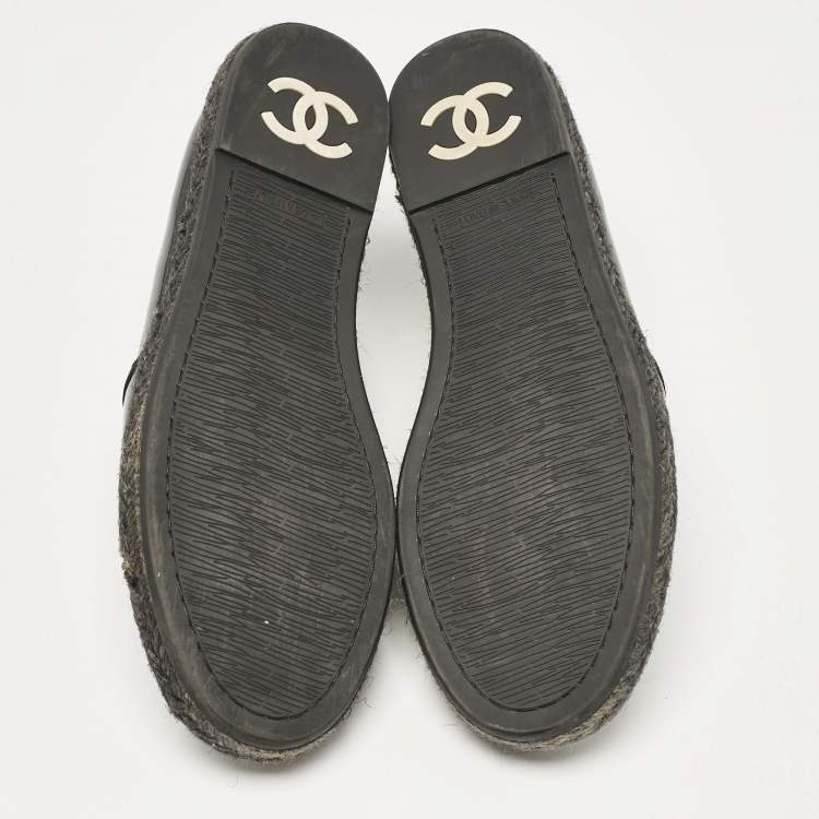 Pre Owned Chanel Black Patent Leather CC Espadrille Loafers Size 39