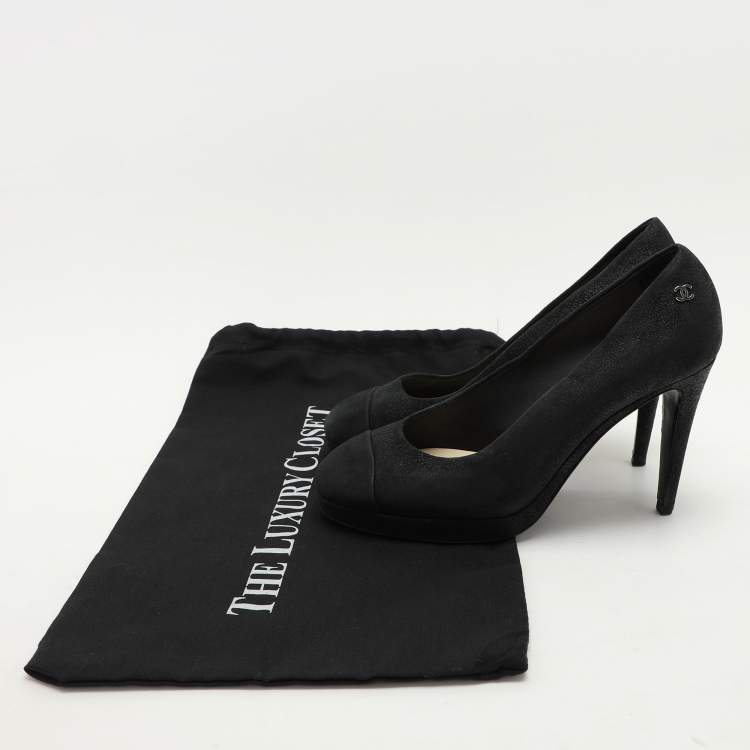 Pre Owned Chanel Black Suede CC Pumps Size 38.5