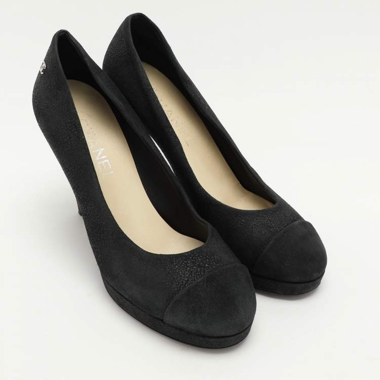 Pre Owned Chanel Black Suede CC Pumps Size 38.5