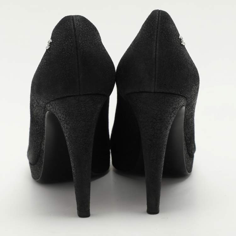 Pre Owned Chanel Black Suede CC Pumps Size 38.5