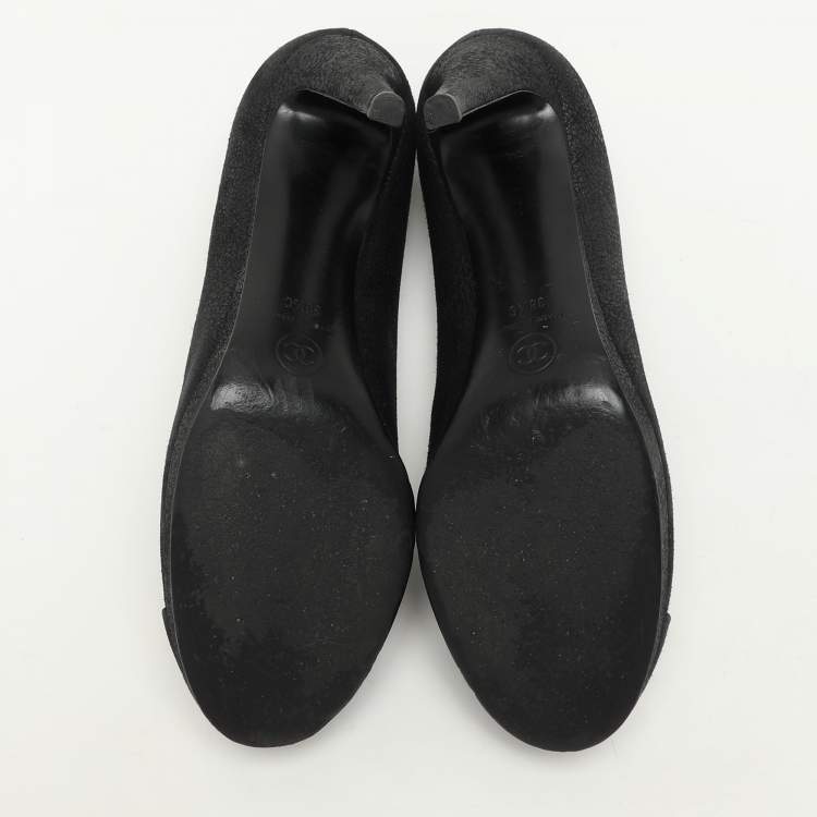Pre Owned Chanel Black Suede CC Pumps Size 38.5