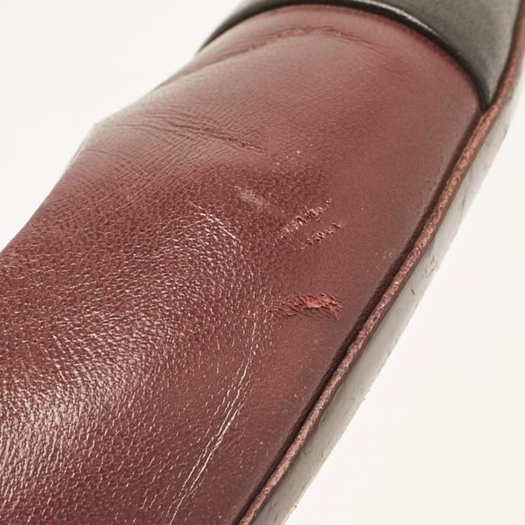 Pre Owned Chanel Burgundy/Black Leather CC Cap Toe Pumps Size 37.5