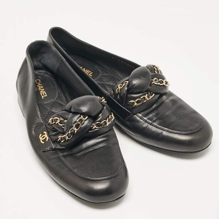 Pre Owned Chanel Black Leather Interlocking Chain Link Loafers Size 38.5