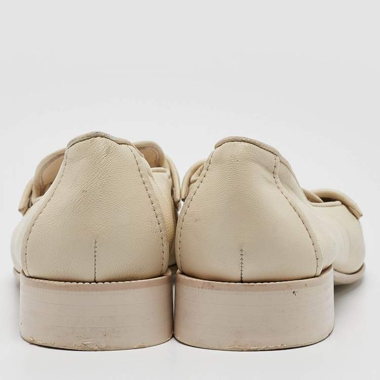 Pre Owned Chanel Off White Leather CC Buckle Loafers Size 35