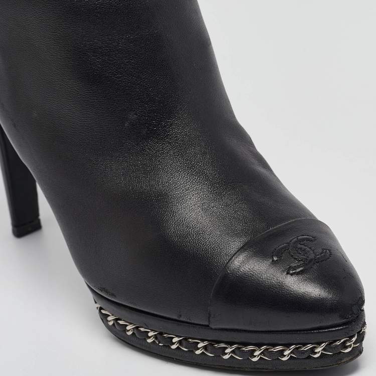 Pre Owned Chanel Black Leather Chain Detail Cap Toe Mid Length Boots Size 38.5