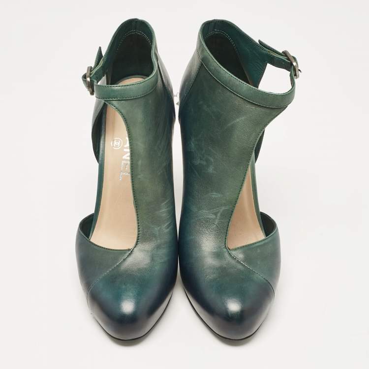 Pre Owned Chanel Two Tone Leather Crystal Heel D'orsay Ankle Strap Pumps Size 39