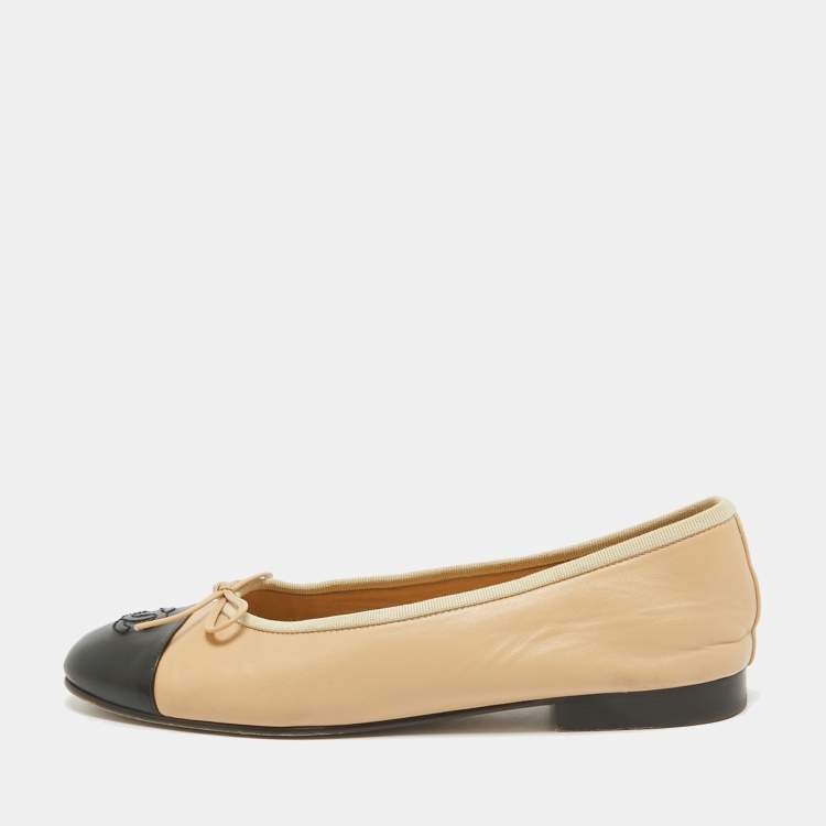 Chanel Beige/Black Leather CC Bow Cap Toe Ballet Flats Size 38