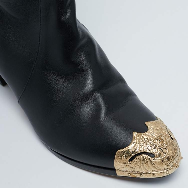 Pre Owned Chanel Black Leather Paris Dallas Metal Cap Toe Over The Knee Boots Size 40