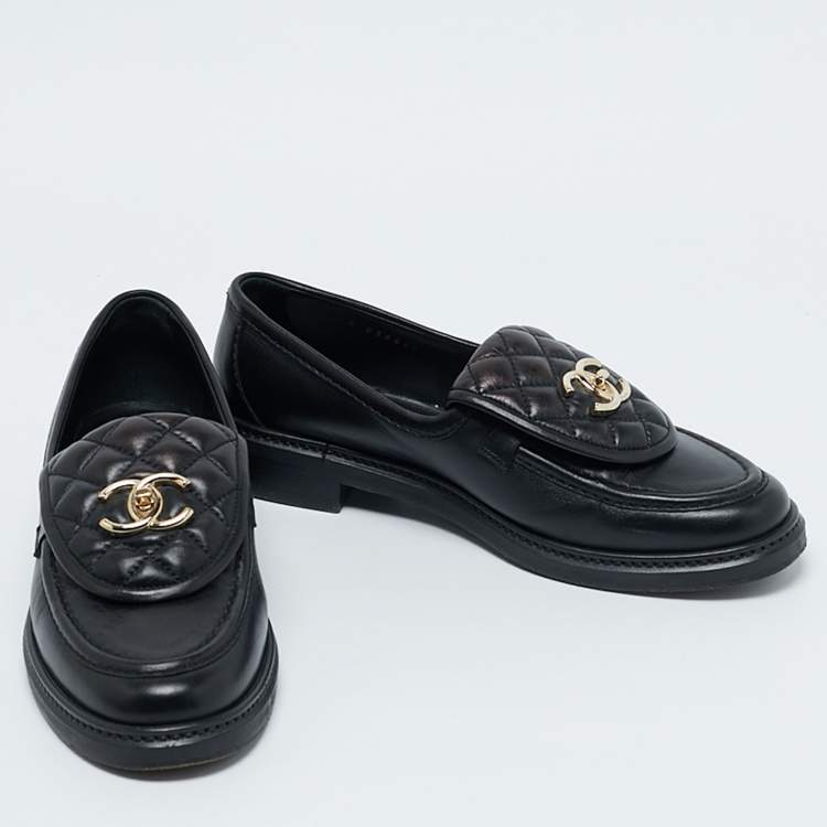 Pre Owned Chanel Black Quilted Leather CC Turnlock Slip On Loafers Size 38.5