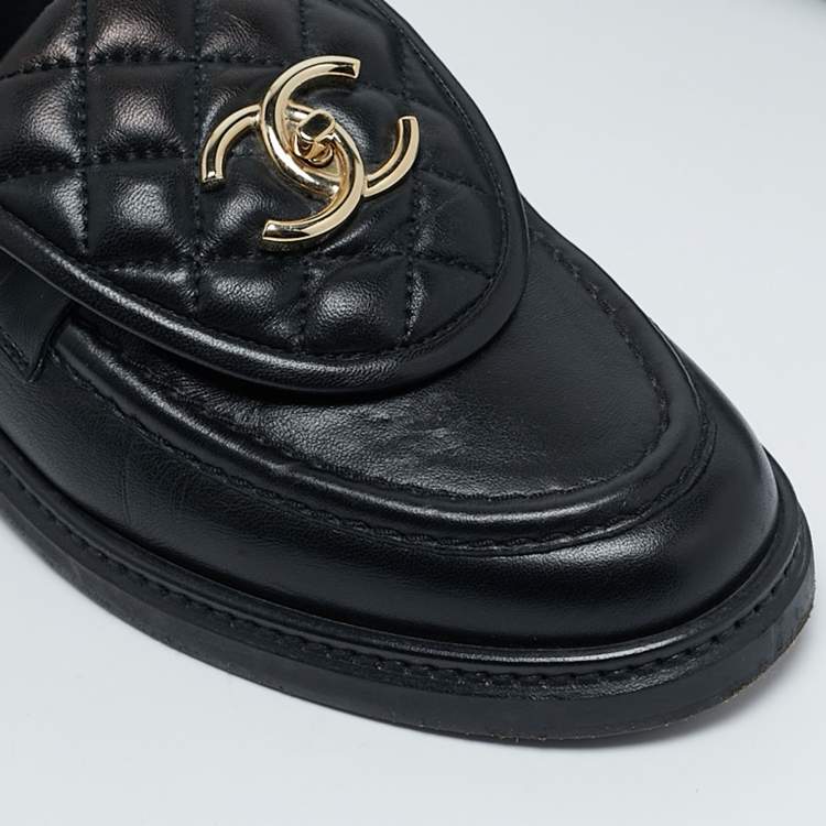 Pre Owned Chanel Black Quilted Leather CC Turnlock Slip On Loafers Size 38.5