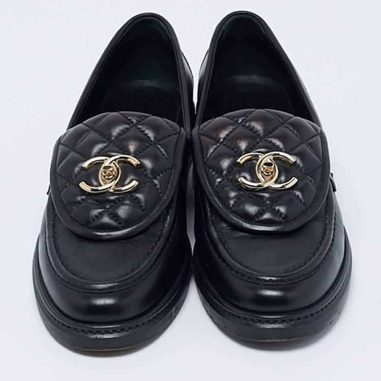 Pre Owned Chanel Black Quilted Leather CC Turnlock Slip On Loafers Size 38.5