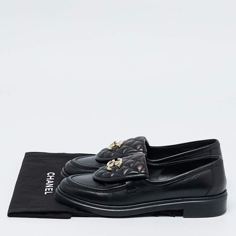 Pre Owned Chanel Black Quilted Leather CC Turnlock Slip On Loafers Size 38.5