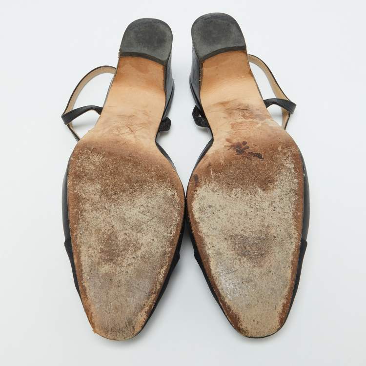 Pre Owned Chanel Black Leather and Fabric CC Cap Toe Slingback Pumps Size 38