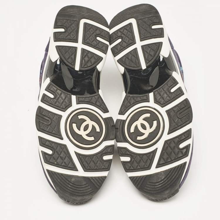 Pre Owned Chanel Tricolor Tweed and Suede CC Low Top Sneakers Size 40