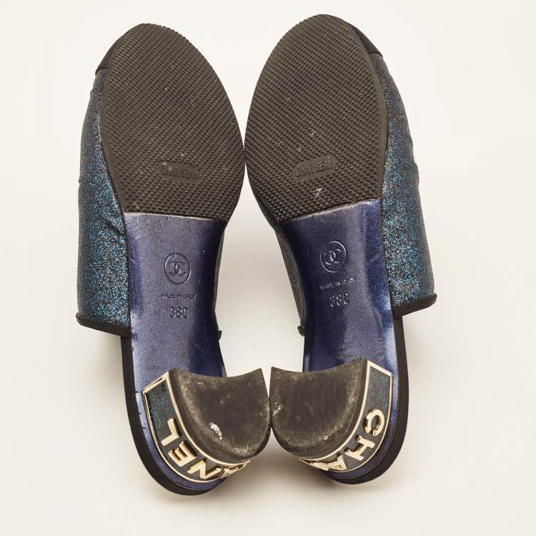 Pre Owned Chanel Navy Blue/Black Glitter Fabric CC Cap Toe Mules Size 38