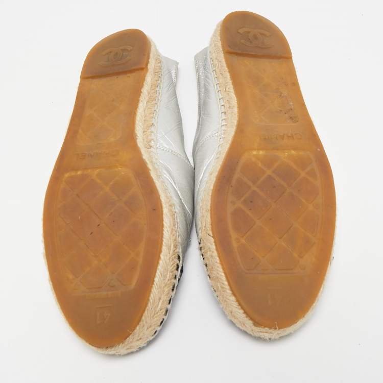 Pre Owned Chanel Silver/Black Leather CC Cap Toe Logo Espadrille Flats Size 41