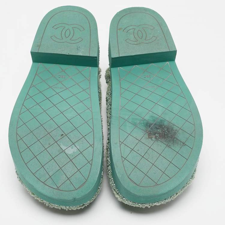 Pre Owned Chanel Green Fabric and Nylon Dad Slingback Sandals Size 38