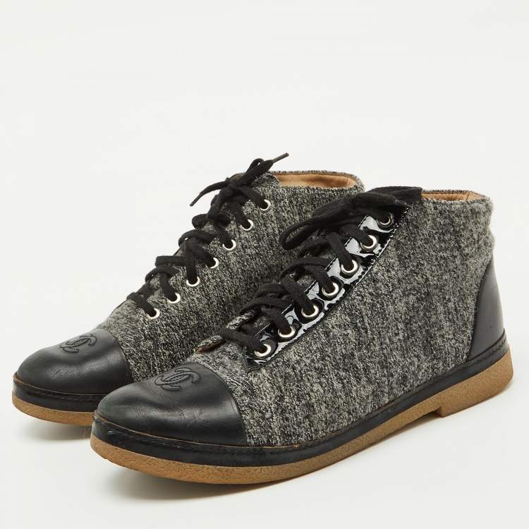 Pre Owned Chanel Grey/Black Tweed and Leather CC Cap Toe High Top Sneakers Size 39.5